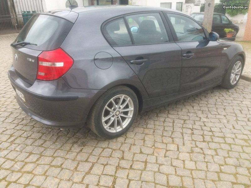 BMW 328i • 2008 • 169,999 km 3