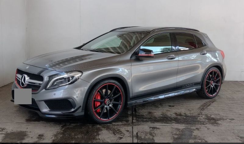 Mercedes-Benz GLA • 2015 • 80,000 km 1