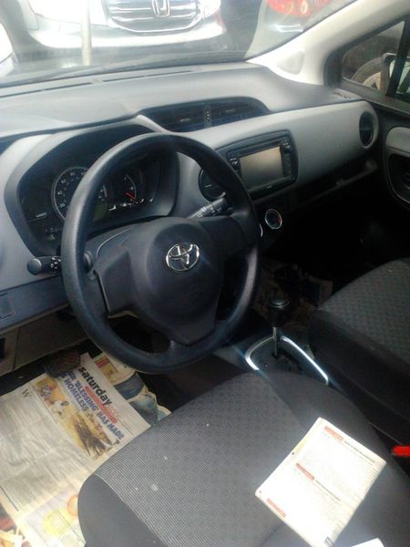 Toyota Yaris • 2015 • 32 km 3