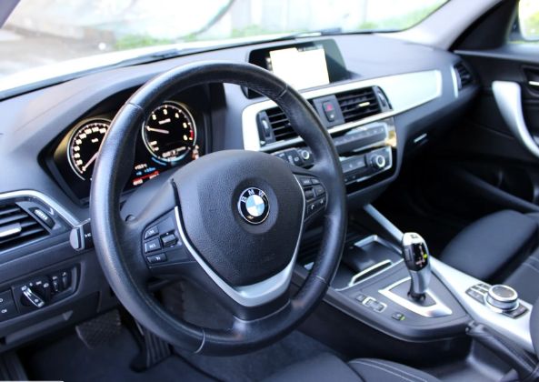 BMW 1 Series • 2019 • 49,000 km 3