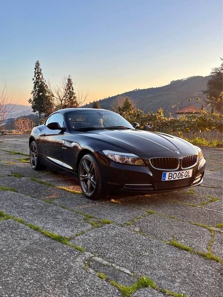 BMW Z4 • 2012 • 120,000 km 2