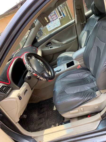 Toyota Camry • 2007 • 2 km 3