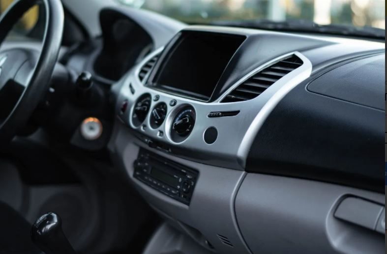 Mitsubishi L200 • 2016 • 108,000 km 6