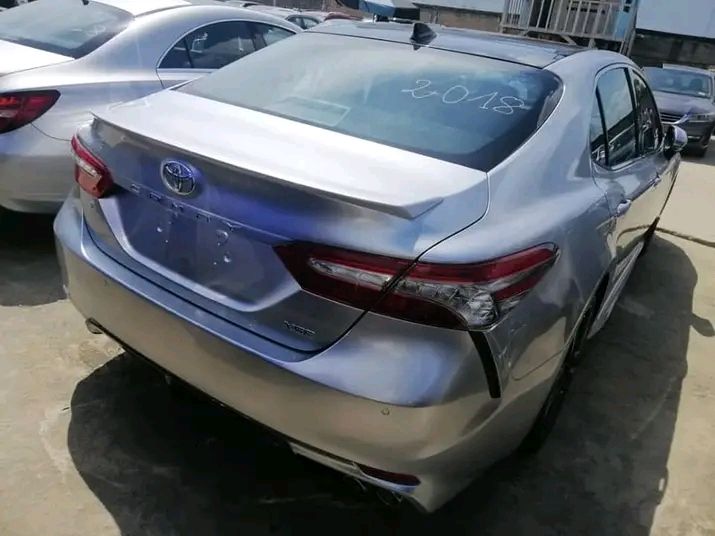 Toyota Camry • 2021 • 50,000 km 3