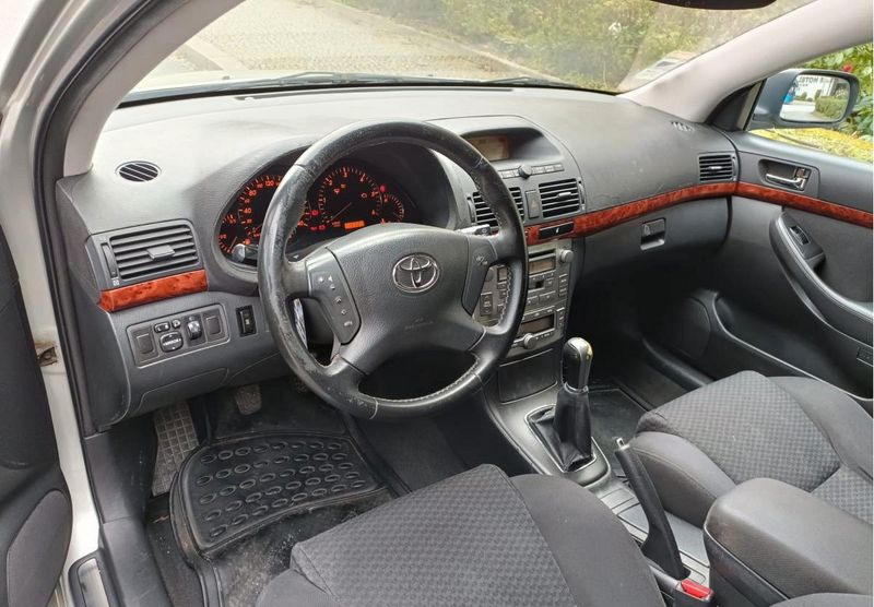 Toyota Avensis • 2005 • 500,000 km 3