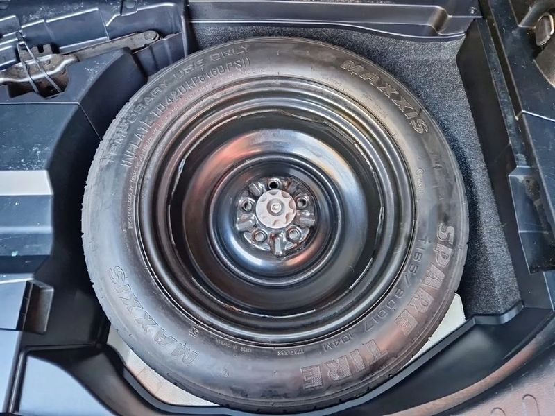 Toyota RAV4 • 2018 • 96,000 km 7