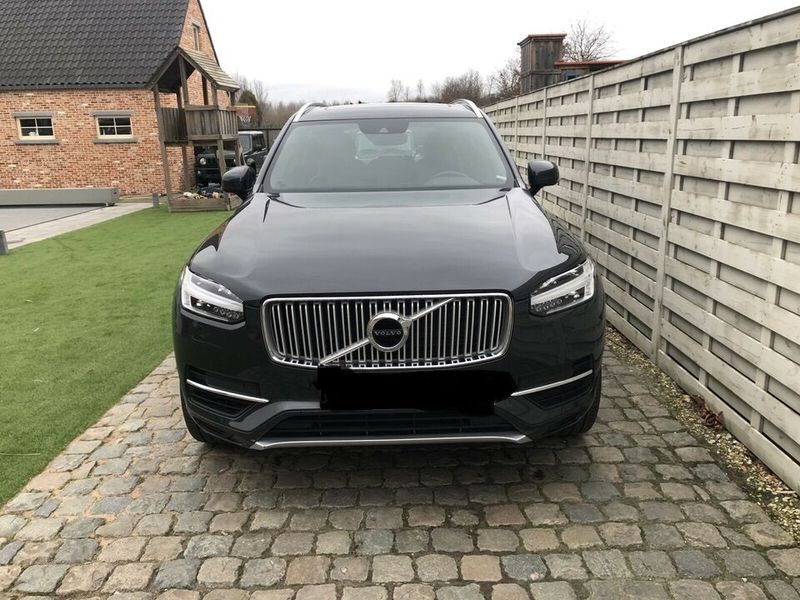 Volvo XC90 • 2015 • 90,000 km 1