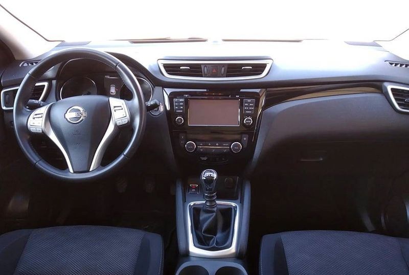 Nissan Qashqai • 2016 • 180,000 km 5