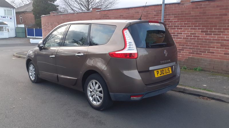Renault Grand Scenic • 2010 • 95,000 mi 3