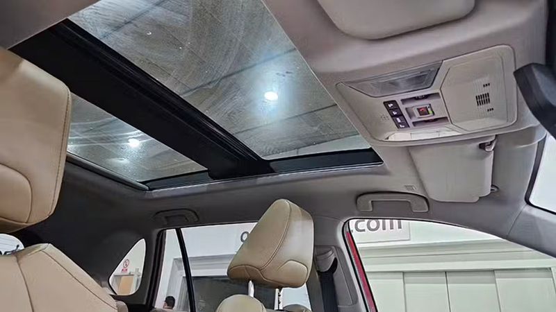 Toyota RAV4 • 2023 • 38,609 km 6