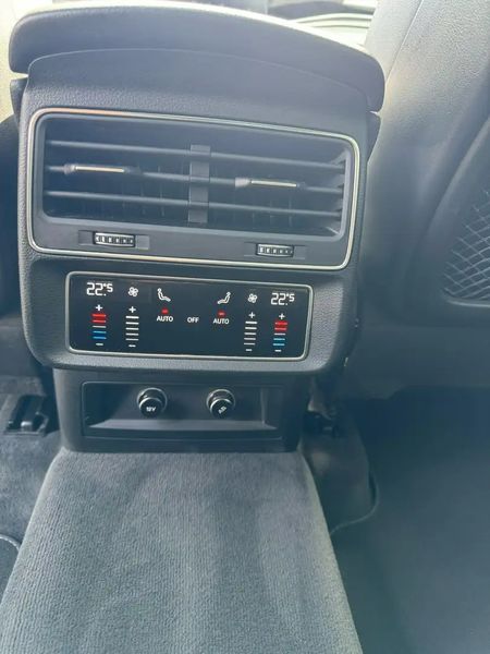 Audi Q8 • 2019 • 160,000 km 8