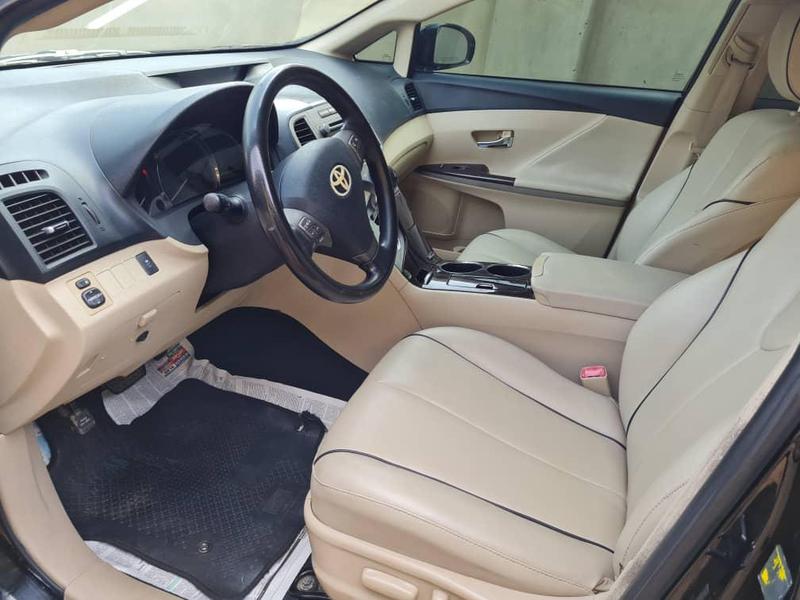 Renault 10 • 2010 • 120,000 km 10