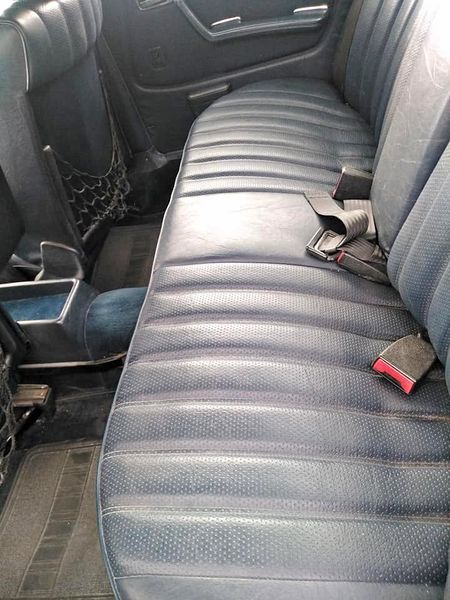 Mercedes-Benz E-320 • 1997 • 4,500 km 8