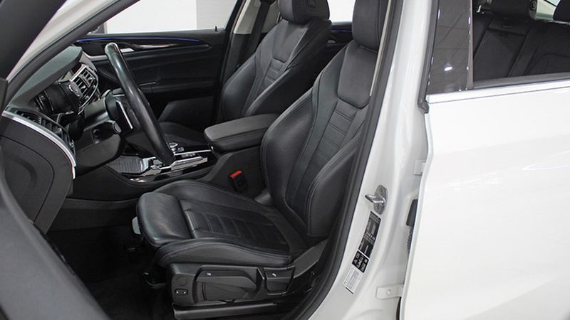 BMW X4 • 2019 • 44,868 km 8