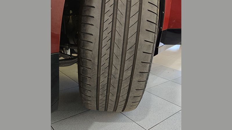 BMW i3 • 2023 • 20,270 km 9