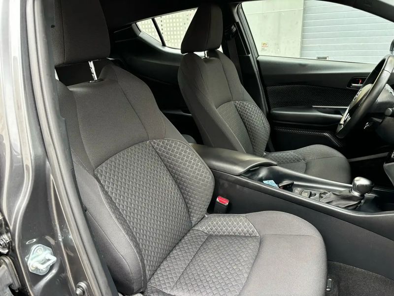 Toyota C-HR • 2021 • 72,500 km 2
