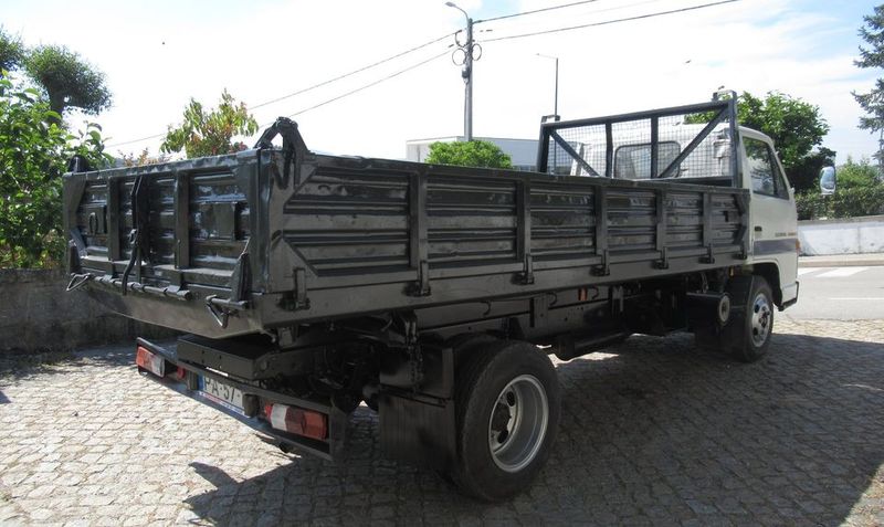 Isuzu D-MAX • 1989 • 170,000 km 4