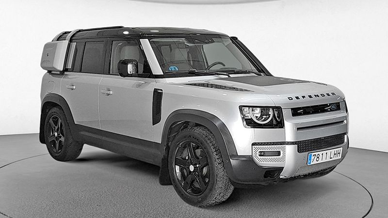 Land Rover Defender • 2020 • 70,205 km 1