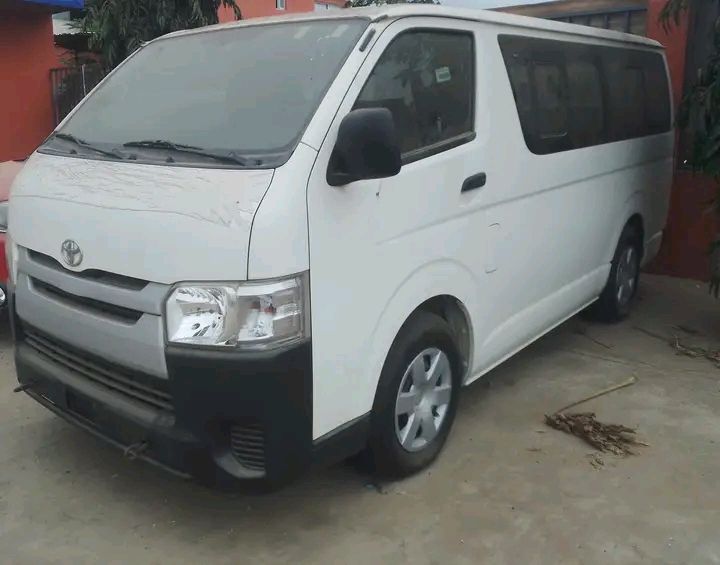 Toyota Hiace • 2016 • 56 km 2