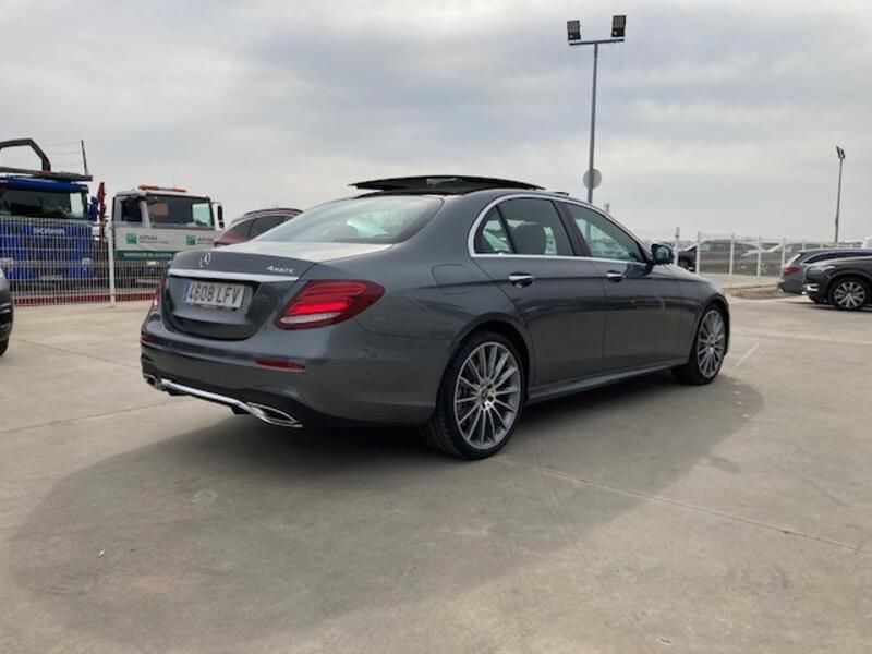 Mercedes-Benz E-Class • 2020 • 30,038 km 5