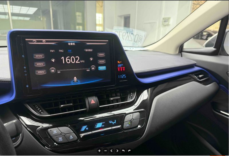 Toyota C-HR • 2021 • 72,000 km 10