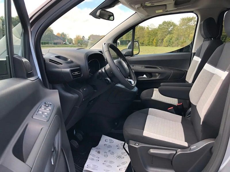 Citroën Berlingo • 2021 • 41,800 km 8