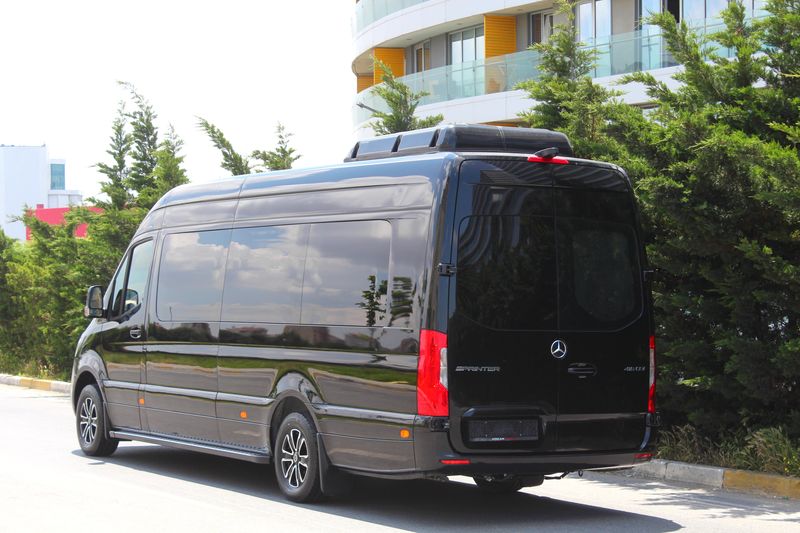 Mercedes-Benz Sprinter • 2023 • 0 km 20