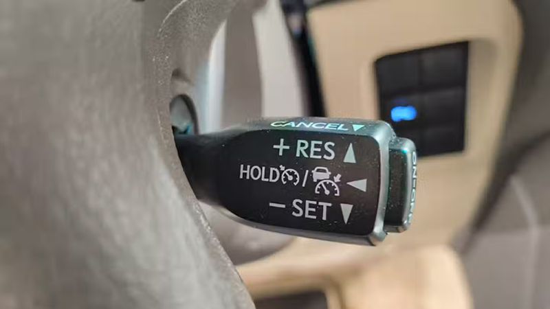 Toyota Land Cruiser • 2018 • 73,085 km 16