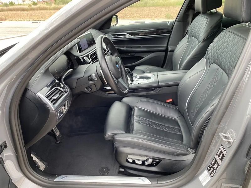 BMW 7 Series • 2022 • 69,000 km 5