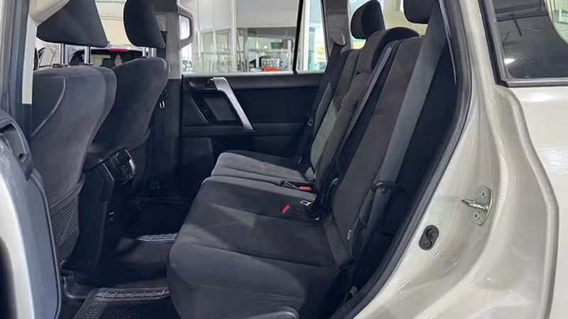 Toyota Land Cruiser • 2017 • 134,773 km 10