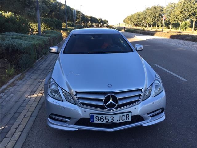 Mercedes-Benz E Coupé • 2012 • 172,000 km 10