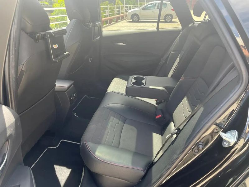 Toyota Corolla • 2019 • 103,000 km 2