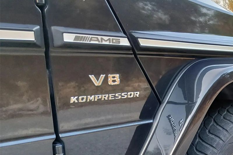 Mercedes-Benz G-Class • 2007 • 165,000 km 4