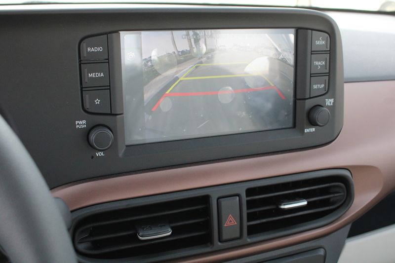 Hyundai i10 • 2024 • 3 km 8