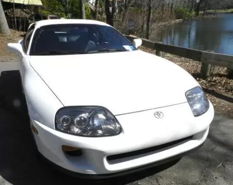 Toyota Supra • 1998 • 270 km 1