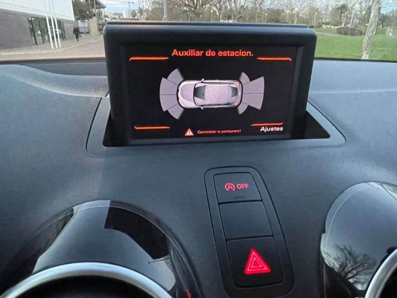 Audi A1 • 2012 • 140,000 km 4