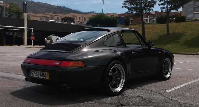 Porsche 924 • 1995 • 130,000 km 4