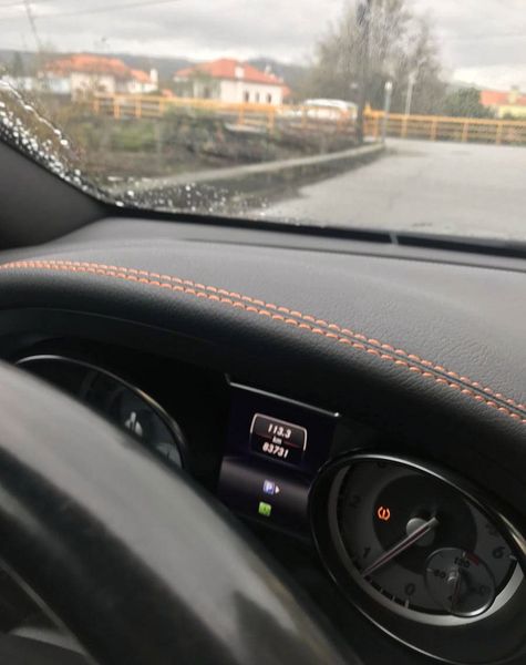 Mercedes-Benz C-Class predecessor W201 190 • 2015 • 80,000 km 4