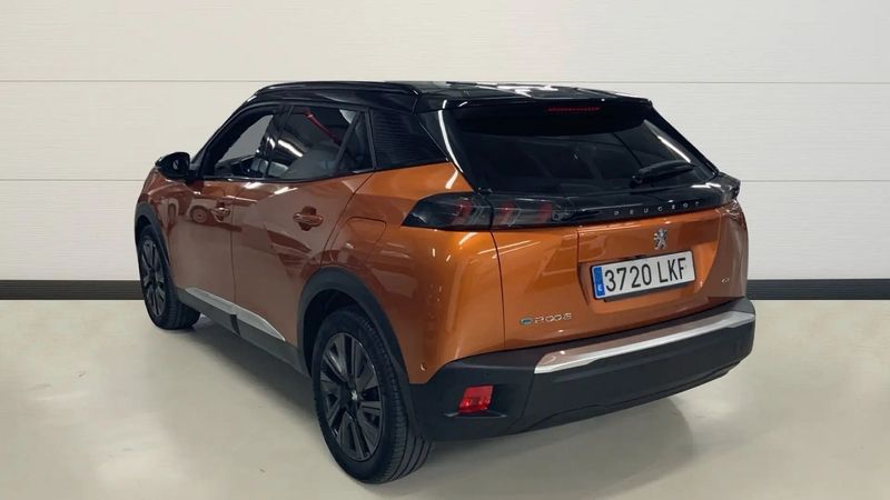 Peugeot 2008 • 2020 • 67,943 km 4