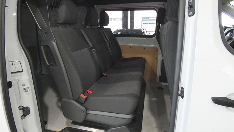 Citroën Jumpy • 2024 • 5,015 km 15