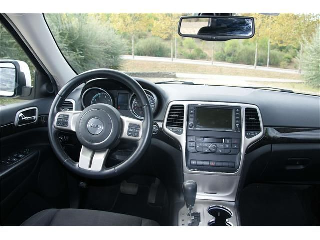 Jeep Grand Cherokee • 2012 • 183,000 km 6