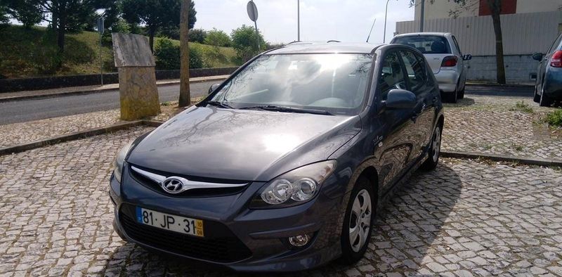 Hyundai i30 • 2010 • 110,000 km 1