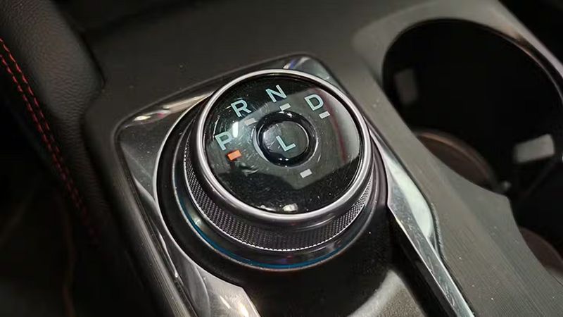 Ford Kuga • 2024 • 8,806 km 4