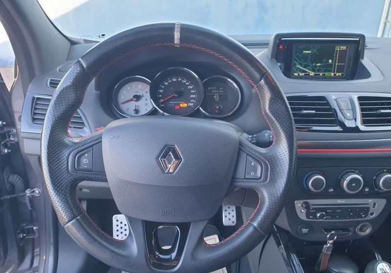 Renault Mégane Coupé • 2013 • 160,000 km 2