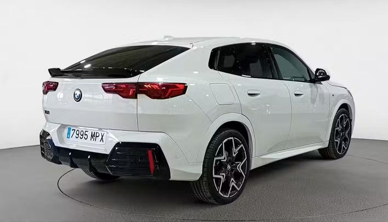 BMW X2 • 2024 • 23,200 km 4