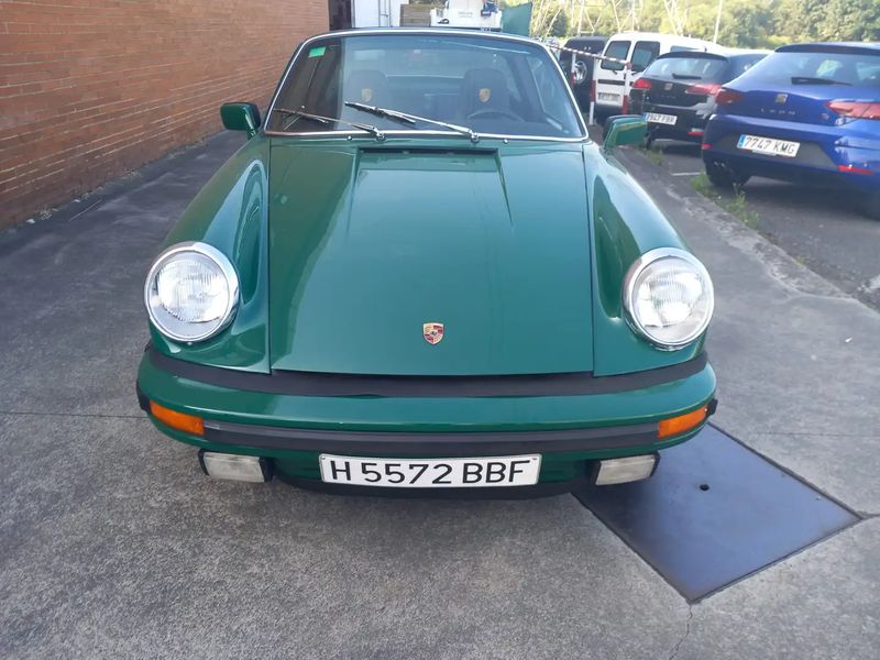 Porsche 911 Targa • 1982 • 5,177 km 1