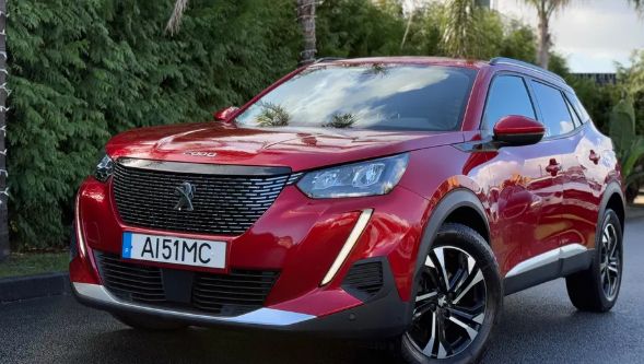 Peugeot 2008 • 2020 • 102,000 km 1