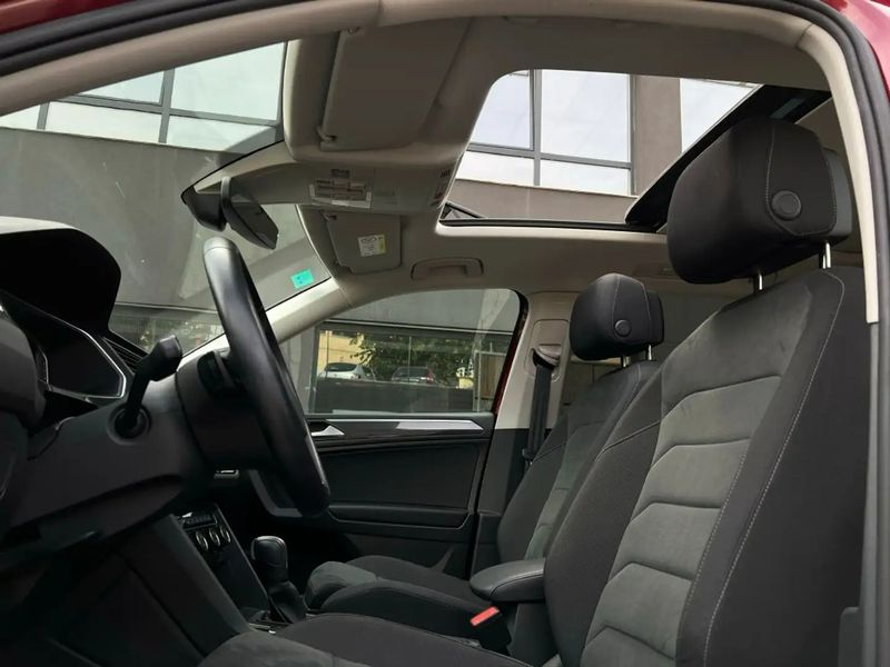 Volkswagen Tiguan Allspace • 2020 • 80,000 km 7