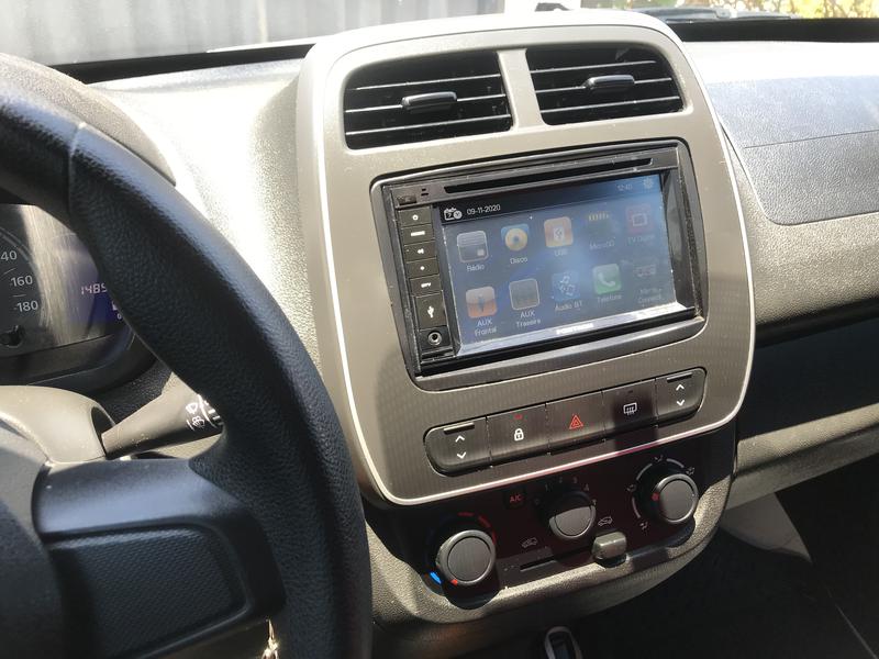 Renault 10 • 2020 • 15,000 km 1