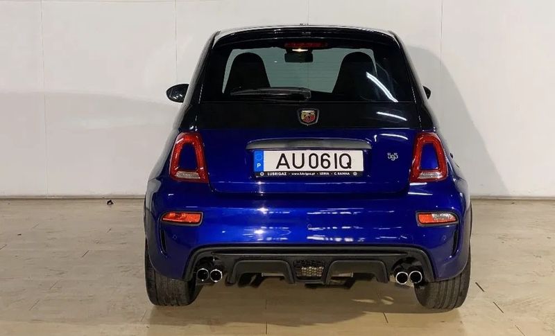 Fiat 500 • 2021 • 19,500 km 3